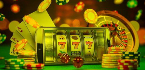 Mobile casino with PayPal deposits.